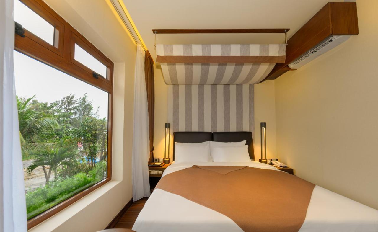 The Blossom Hoi An Ocean Front Hotel & Spa Екстериор снимка