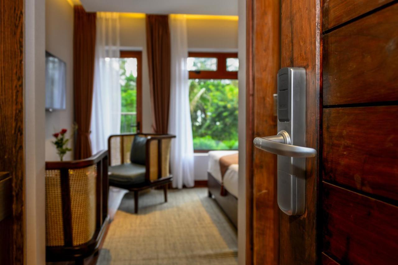 The Blossom Hoi An Ocean Front Hotel & Spa Екстериор снимка