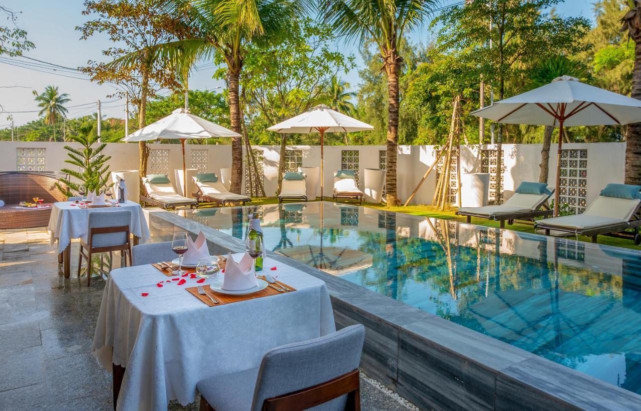 The Blossom Hoi An Ocean Front Hotel & Spa Екстериор снимка