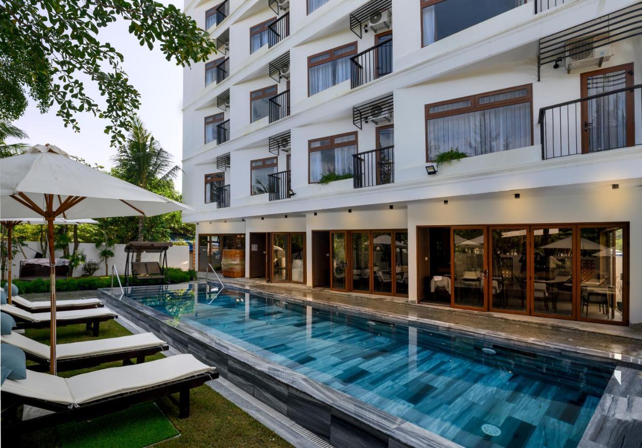 The Blossom Hoi An Ocean Front Hotel & Spa Екстериор снимка